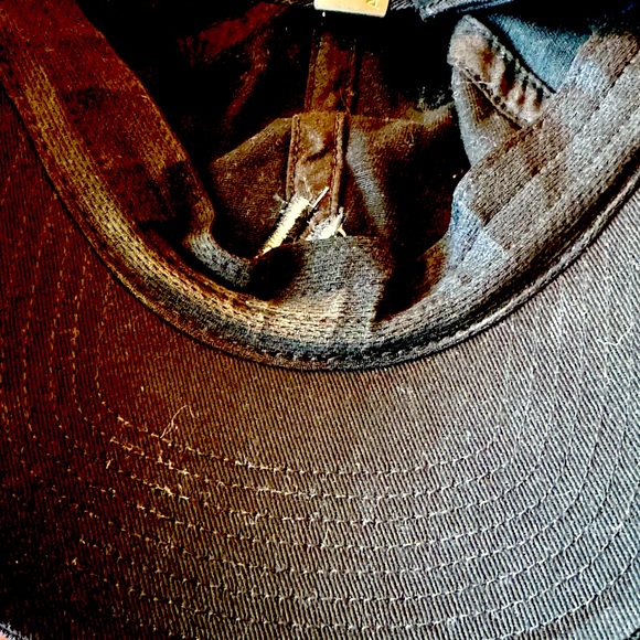 Retro Casual High End Adidas Soccer Black in Black Strap Back OS Baseball Hat - Picture 3 of 5